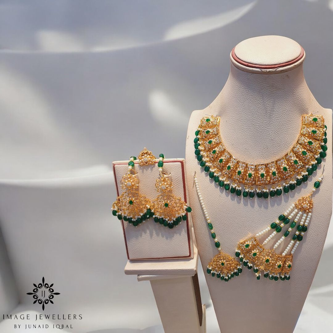 Golden Glow Jade Set