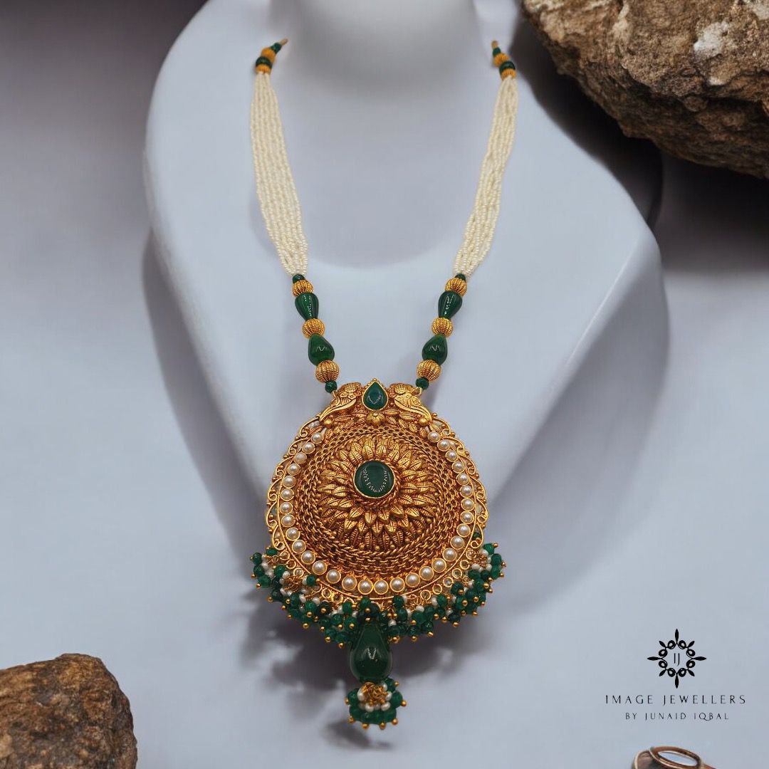 Golden Jade Luxe