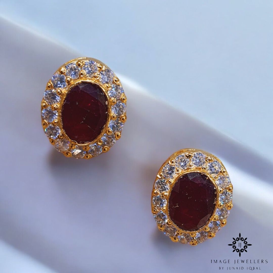 Vintage Ruby Luxe