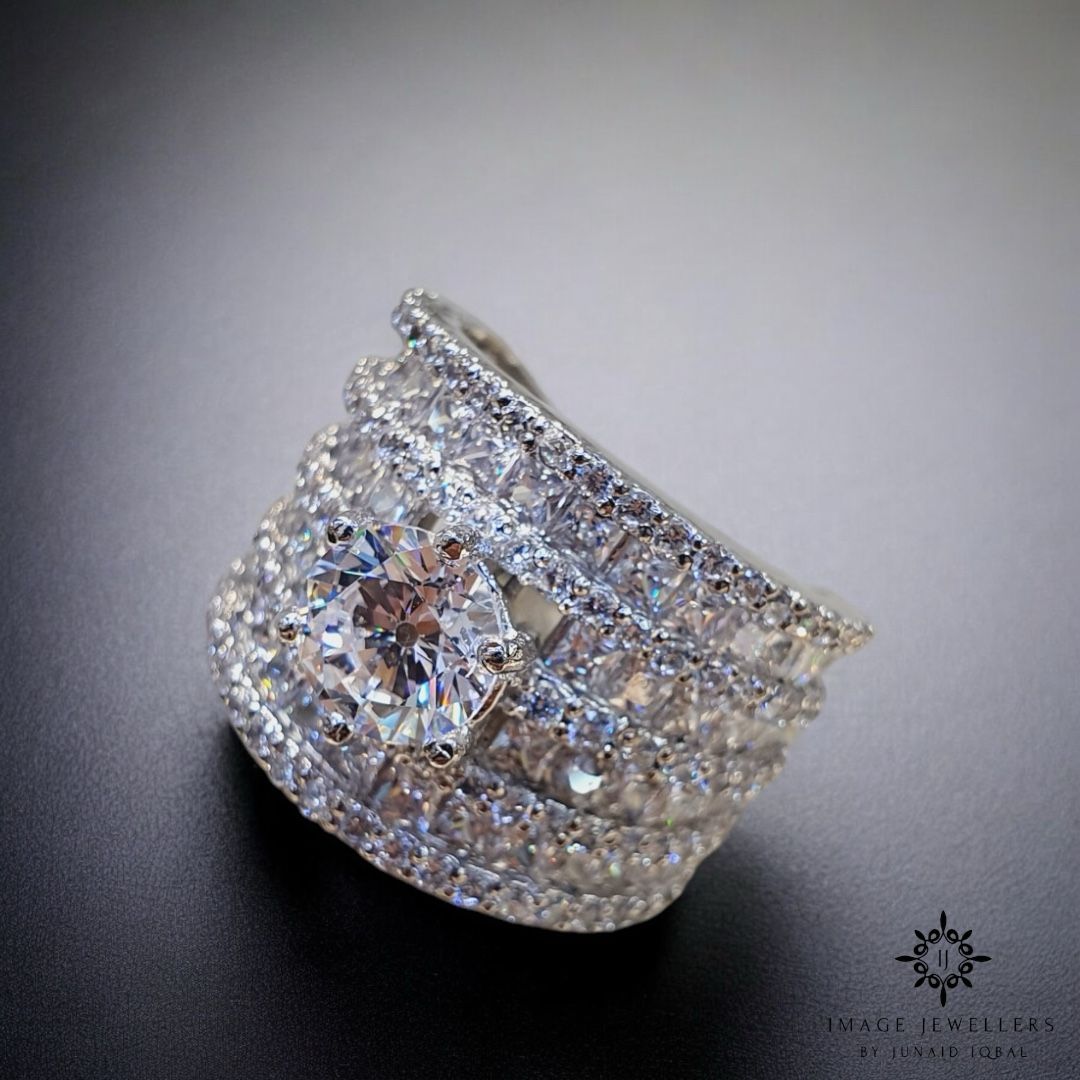 Eternal Marquise Glow